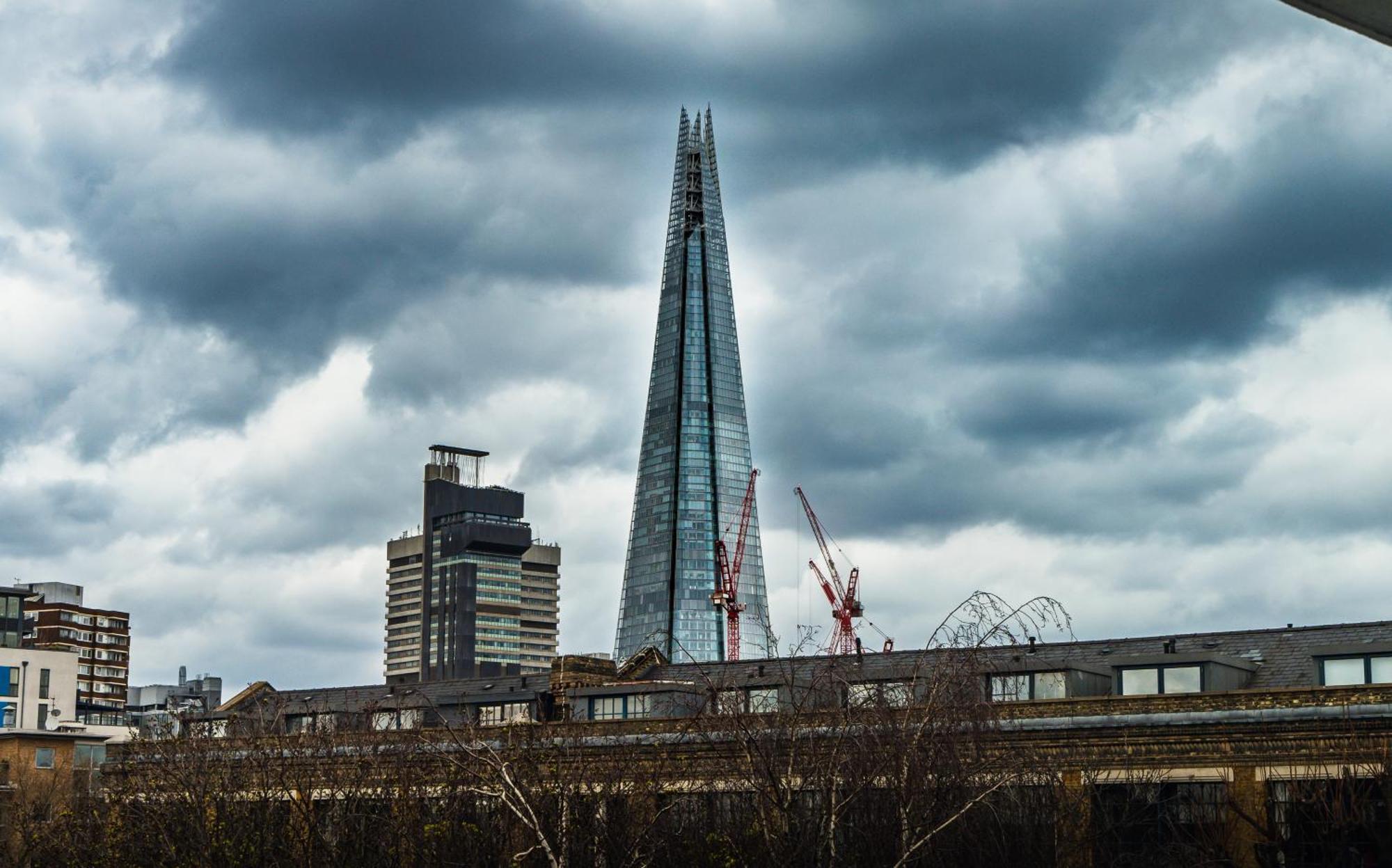 ロンドンShard View 2 Bed Entire Flatアパートメント エクステリア 写真