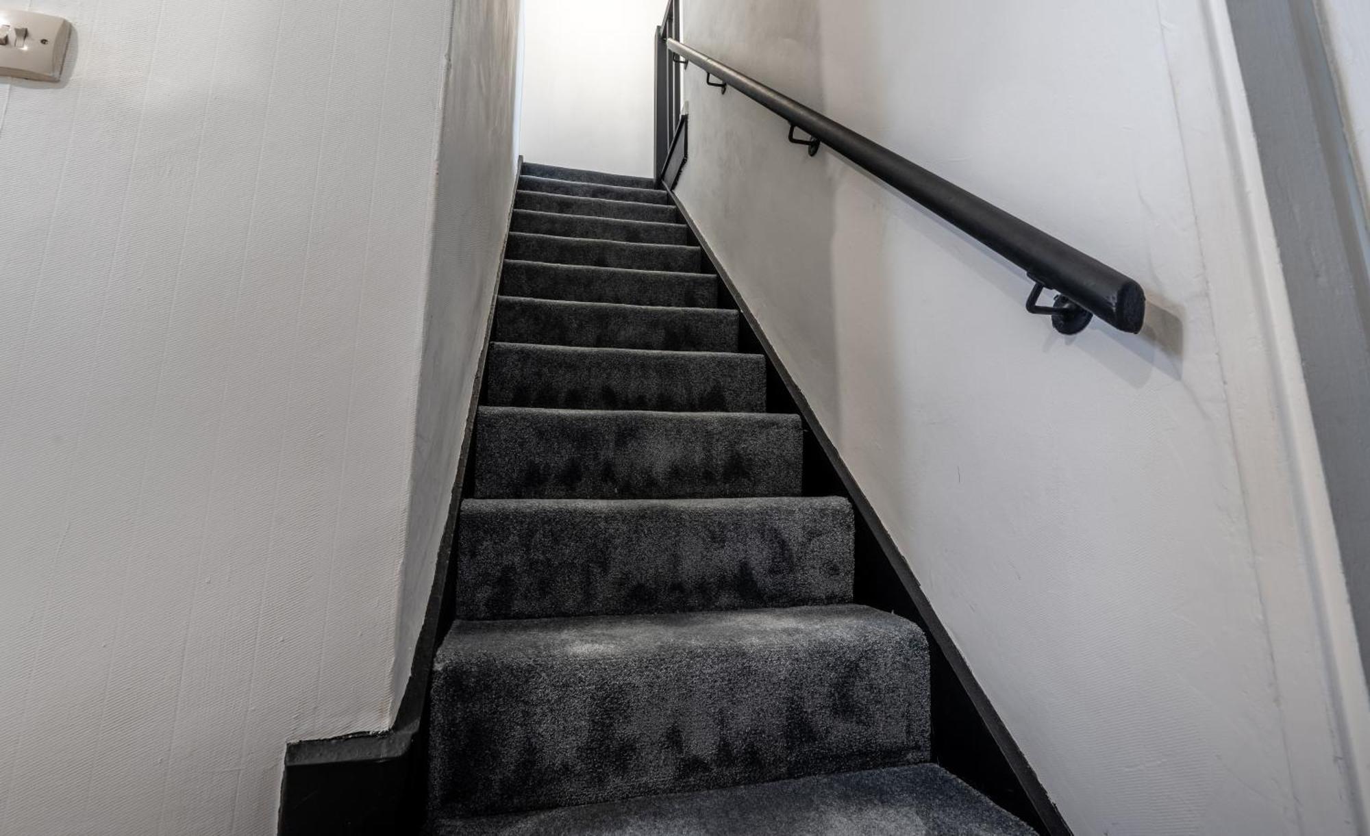 ロンドンShard View 2 Bed Entire Flatアパートメント エクステリア 写真