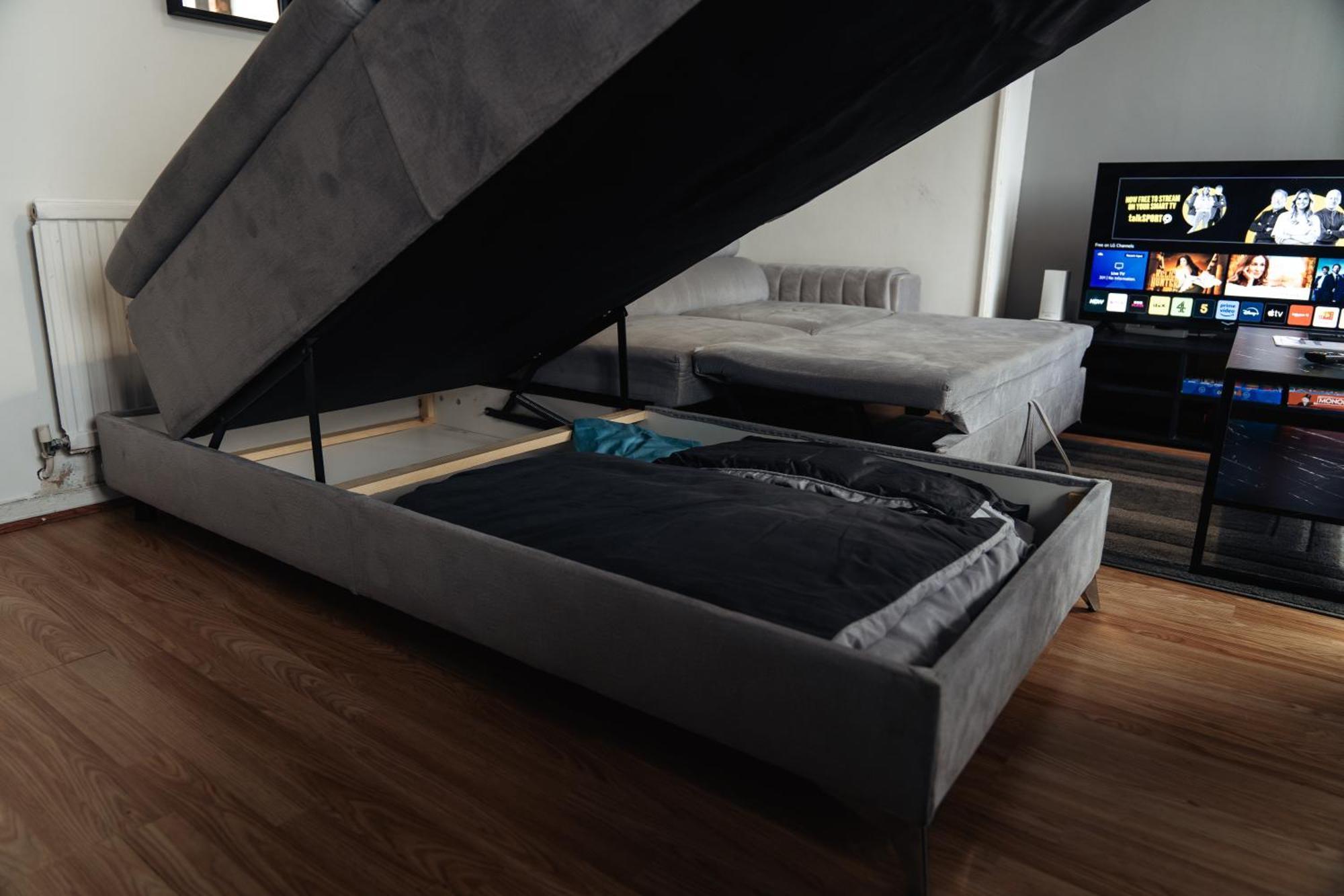 ロンドンShard View 2 Bed Entire Flatアパートメント エクステリア 写真